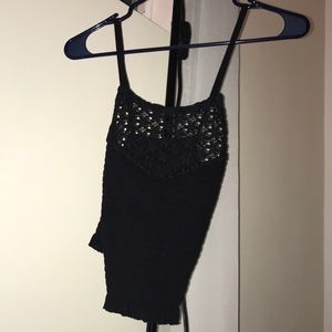 AE black crossed back tank top